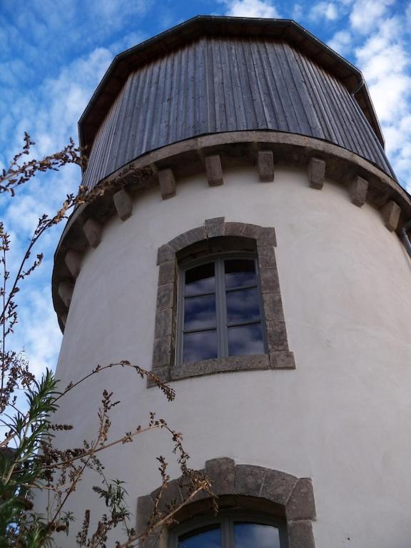 Chateau D'Eau Logement Insolite Tournemire  Exterior photo